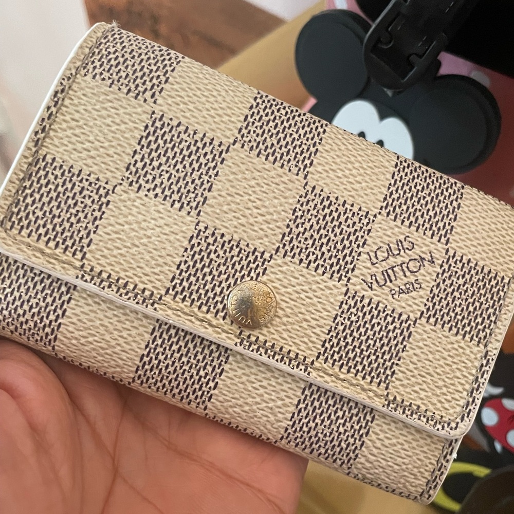 ‼️SOLD on Ⓜ️‼️Flash Sale 🎉Authentic Louis Vuitton Damier Azur Ring Keyholder - Picture 10 of 15